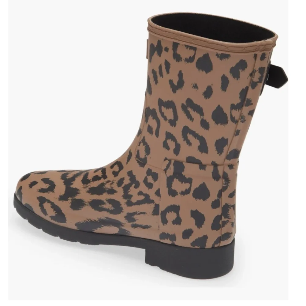 NIB $185 Hunter Original Refined Short Leopard Waterproof Rain Boot in size 11!